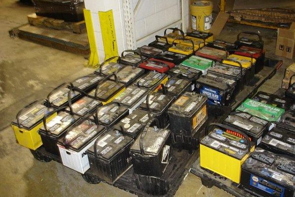 Battery-Scrap-Buyers-Bharat-E-Waste